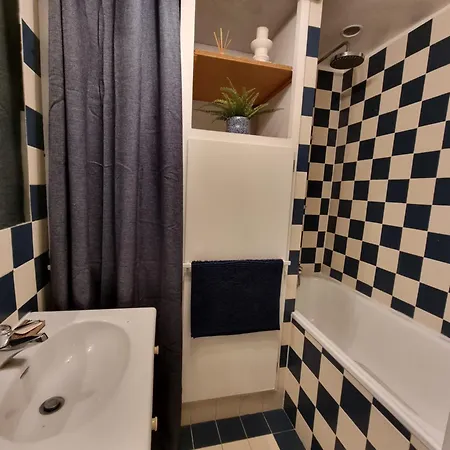 Charmant Studio Proche Du Chateau דירה *