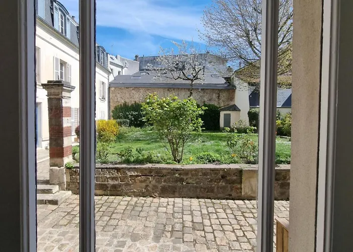 Charmant Studio Proche Du Chateau Апартаменты *