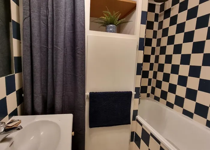 Charmant Studio Proche Du Chateau Апартаменты *